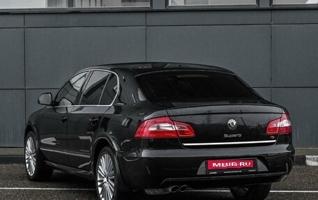 Skoda Superb III рестайлинг, 2010 год, 939 000 рублей, 2 фотография