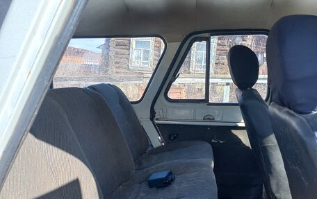 ЛуАЗ 3151, 2000 год, 250 000 рублей, 4 фотография