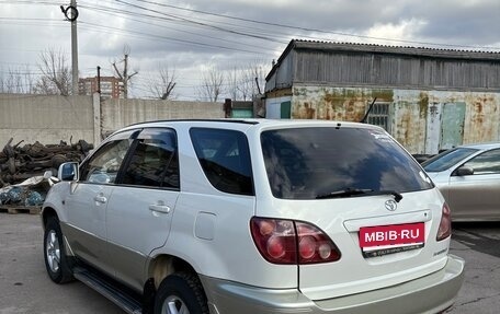 Toyota Harrier, 1999 год, 830 000 рублей, 3 фотография