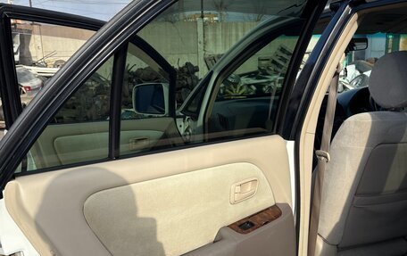 Toyota Harrier, 1999 год, 830 000 рублей, 12 фотография