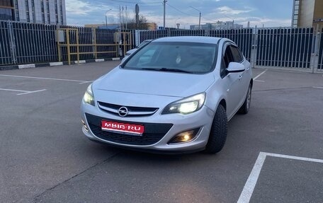 Opel Astra J, 2013 год, 545 000 рублей, 1 фотография