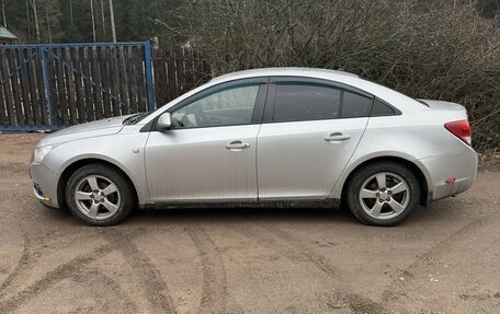 Chevrolet Cruze II, 2009 год, 440 000 рублей, 6 фотография