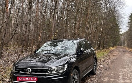 Volkswagen Tiguan II, 2019 год, 2 850 000 рублей, 4 фотография