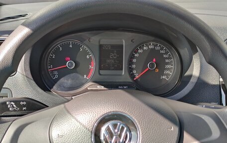 Volkswagen Polo VI (EU Market), 2018 год, 900 000 рублей, 4 фотография