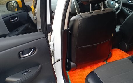 Nissan Leaf I, 2013 год, 1 100 000 рублей, 2 фотография