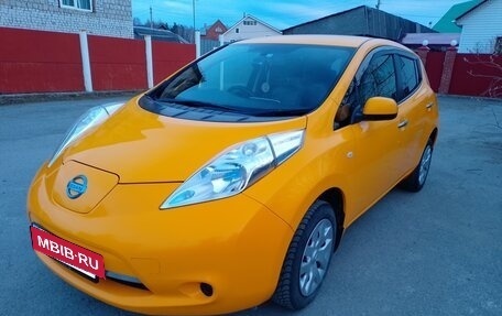 Nissan Leaf I, 2013 год, 1 100 000 рублей, 13 фотография