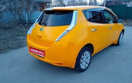 Nissan Leaf I, 2013 год, 1 100 000 рублей, 11 фотография