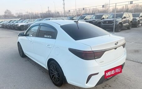 KIA Rio IV, 2019 год, 1 586 000 рублей, 2 фотография
