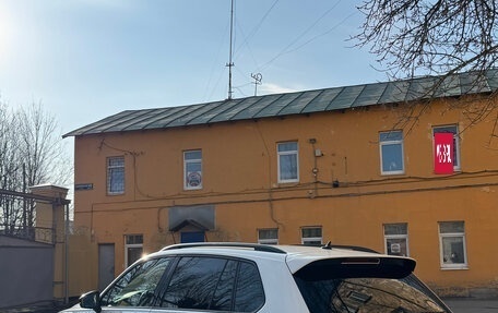 Volkswagen Tiguan II, 2019 год, 2 349 000 рублей, 4 фотография