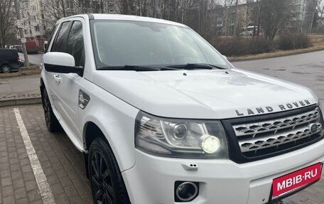 Land Rover Freelander II рестайлинг 2, 2013 год, 1 640 000 рублей, 6 фотография