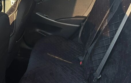 Hyundai Solaris II рестайлинг, 2011 год, 550 000 рублей, 5 фотография