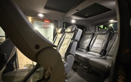 Mercedes-Benz Viano, 2004 год, 1 200 000 рублей, 21 фотография