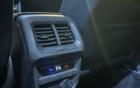 Volkswagen Tiguan II, 2021 год, 2 307 000 рублей, 8 фотография