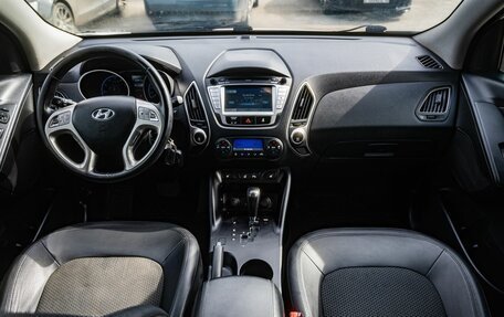 Hyundai ix35 I рестайлинг, 2012 год, 1 400 000 рублей, 14 фотография