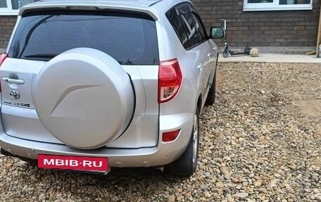 Toyota RAV4, 2007 год, 1 050 000 рублей, 4 фотография