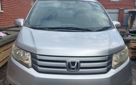 Honda Freed I, 2010 год, 980 000 рублей, 1 фотография