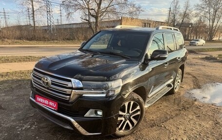 Toyota Land Cruiser 200, 2011 год, 2 590 000 рублей, 1 фотография