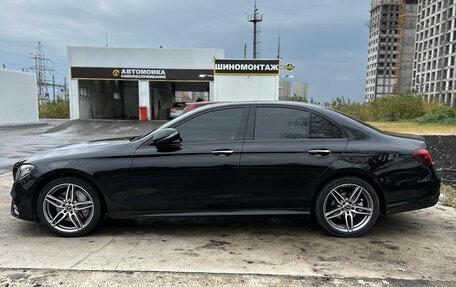 Mercedes-Benz E-Класс, 2019 год, 2 800 000 рублей, 3 фотография