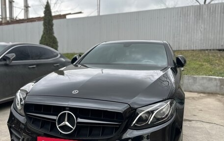 Mercedes-Benz E-Класс, 2019 год, 2 800 000 рублей, 9 фотография