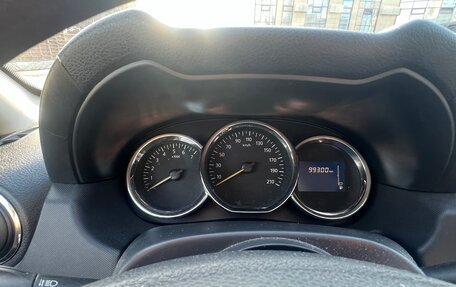 Renault Duster I рестайлинг, 2016 год, 1 050 000 рублей, 6 фотография