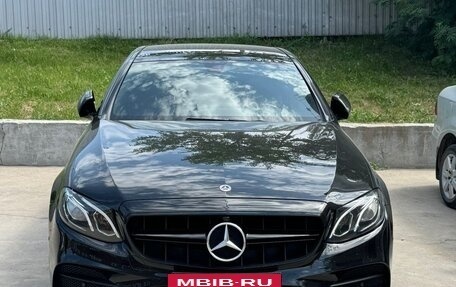 Mercedes-Benz E-Класс, 2019 год, 2 800 000 рублей, 17 фотография
