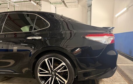 Toyota Camry, 2018 год, 2 950 000 рублей, 5 фотография