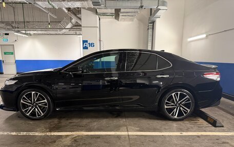 Toyota Camry, 2018 год, 2 950 000 рублей, 6 фотография