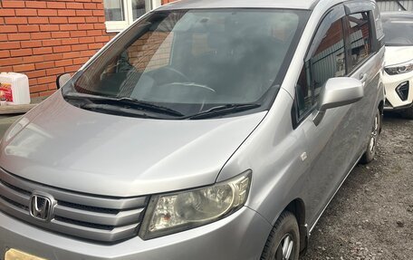 Honda Freed I, 2010 год, 980 000 рублей, 3 фотография