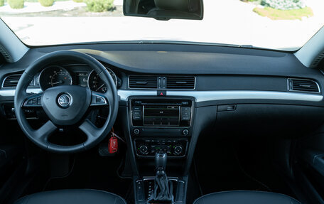 Skoda Superb III рестайлинг, 2013 год, 1 350 000 рублей, 2 фотография