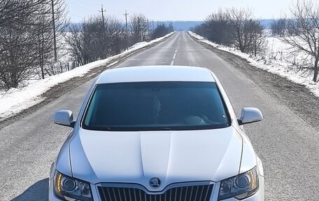 Skoda Superb III рестайлинг, 2013 год, 1 350 000 рублей, 11 фотография