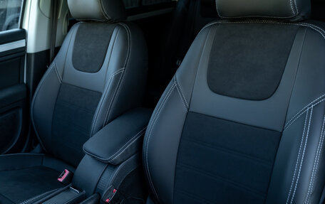 Skoda Superb III рестайлинг, 2013 год, 1 350 000 рублей, 26 фотография