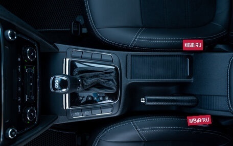 Skoda Superb III рестайлинг, 2013 год, 1 350 000 рублей, 18 фотография