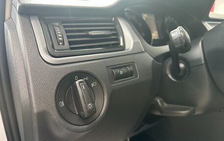 Skoda Rapid I, 2019 год, 1 540 000 рублей, 10 фотография