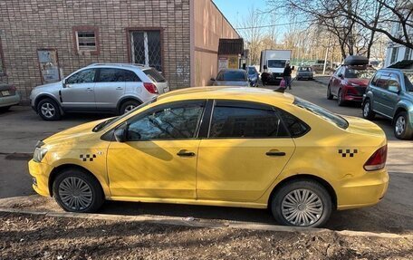 Volkswagen Polo VI (EU Market), 2017 год, 500 000 рублей, 3 фотография