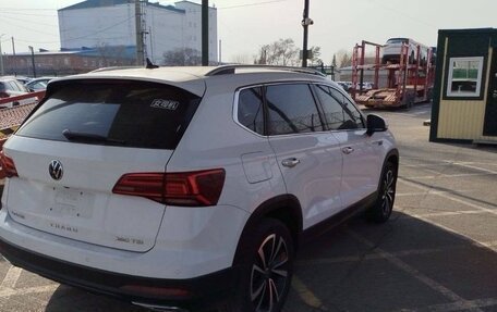 Volkswagen Tharu, 2022 год, 1 950 000 рублей, 4 фотография