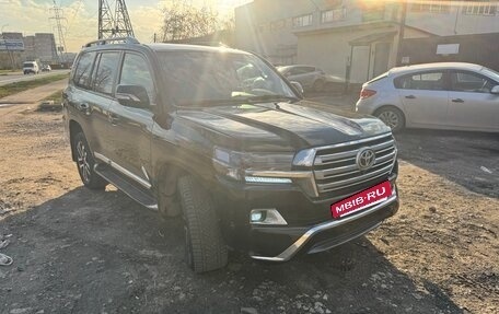 Toyota Land Cruiser 200, 2011 год, 2 590 000 рублей, 18 фотография
