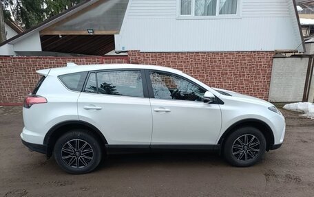 Toyota RAV4, 2018 год, 2 850 000 рублей, 4 фотография