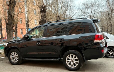 Toyota Land Cruiser 200, 2018 год, 6 700 000 рублей, 2 фотография