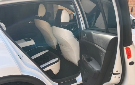 KIA Sportage IV рестайлинг, 2021 год, 2 390 000 рублей, 8 фотография