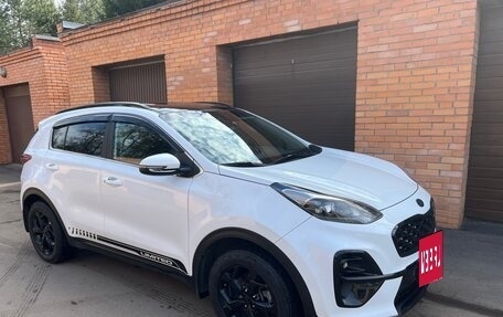 KIA Sportage IV рестайлинг, 2021 год, 2 390 000 рублей, 5 фотография