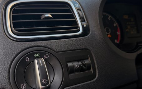 Volkswagen Polo VI (EU Market), 2018 год, 1 100 000 рублей, 19 фотография