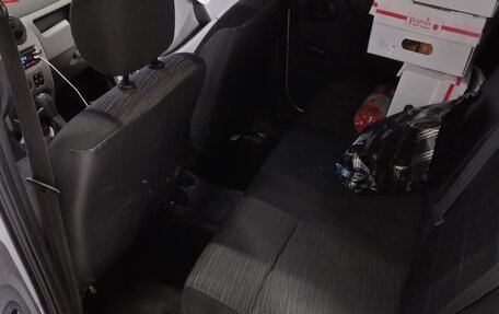 Renault Logan I, 2012 год, 220 000 рублей, 8 фотография