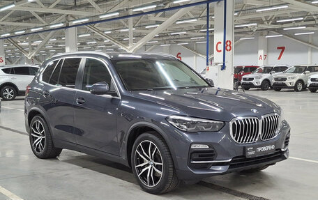 BMW X5, 2019 год, 5 999 000 рублей, 3 фотография