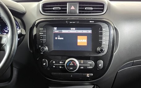 KIA Soul II рестайлинг, 2018 год, 1 750 000 рублей, 18 фотография