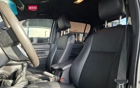 Toyota Hilux VIII, 2017 год, 2 990 000 рублей, 13 фотография