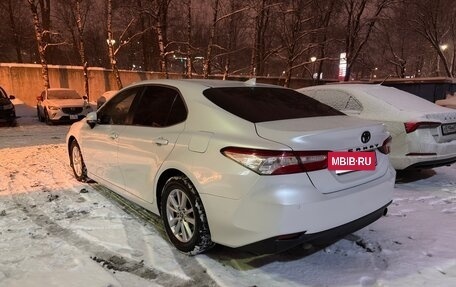 Toyota Camry, 2018 год, 2 550 000 рублей, 5 фотография