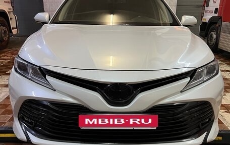 Toyota Camry, 2018 год, 2 550 000 рублей, 12 фотография