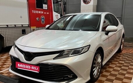 Toyota Camry, 2018 год, 2 550 000 рублей, 14 фотография