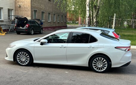 Toyota Camry, 2018 год, 2 550 000 рублей, 23 фотография