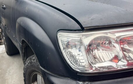 Toyota Land Cruiser 100 рестайлинг 2, 2003 год, 1 050 000 рублей, 6 фотография